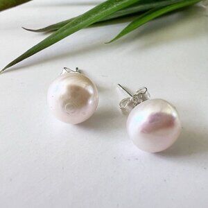 Elegant Pearl Stud Earrings